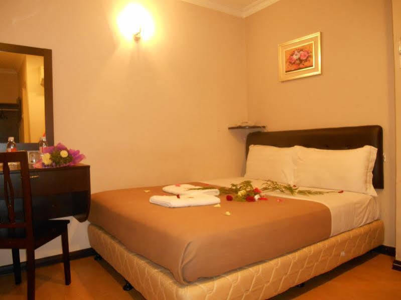 Sai Villa Hotel Near Klia & Klia2 Nilai Exteriér fotografie