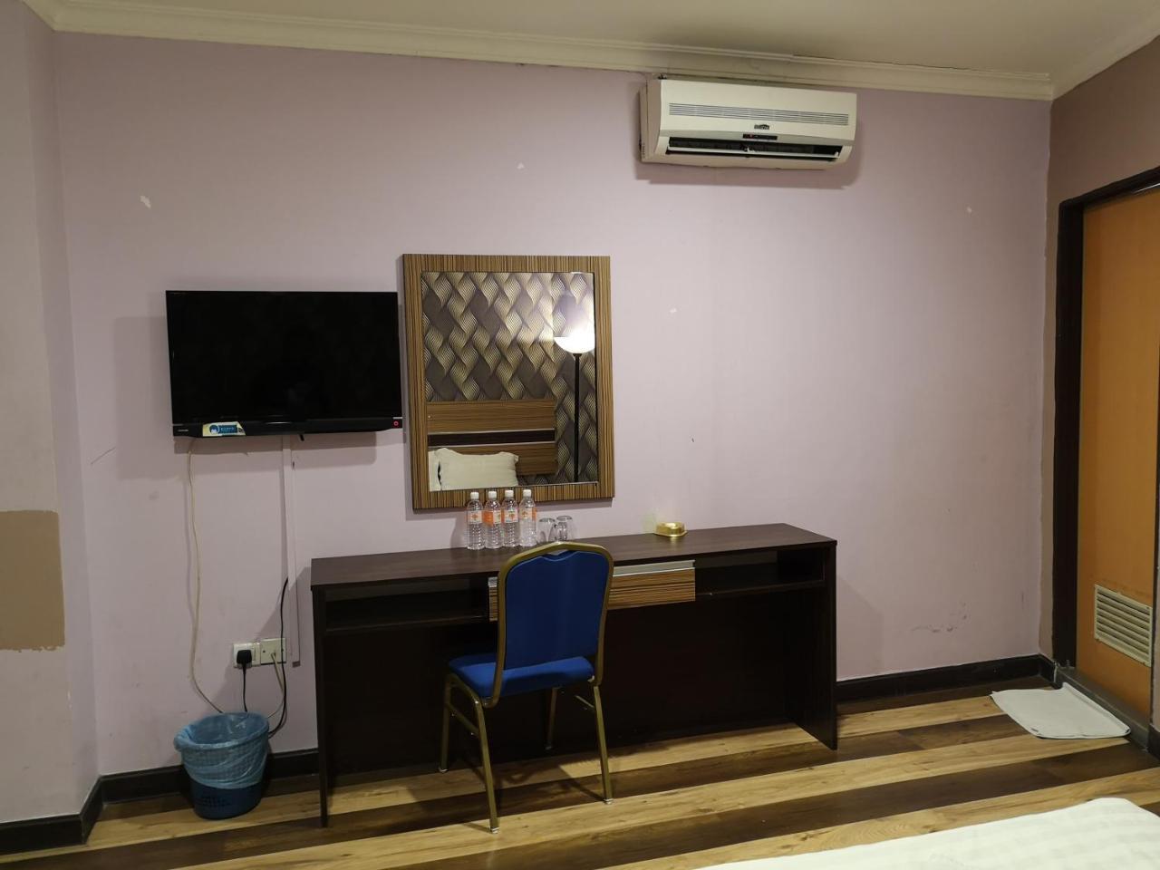 Sai Villa Hotel Near Klia & Klia2 Nilai Exteriér fotografie