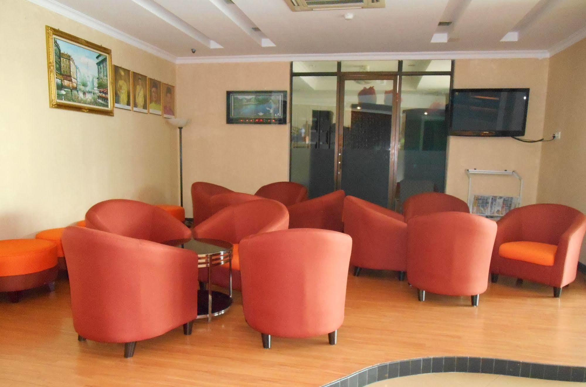 Sai Villa Hotel Near Klia & Klia2 Nilai Exteriér fotografie