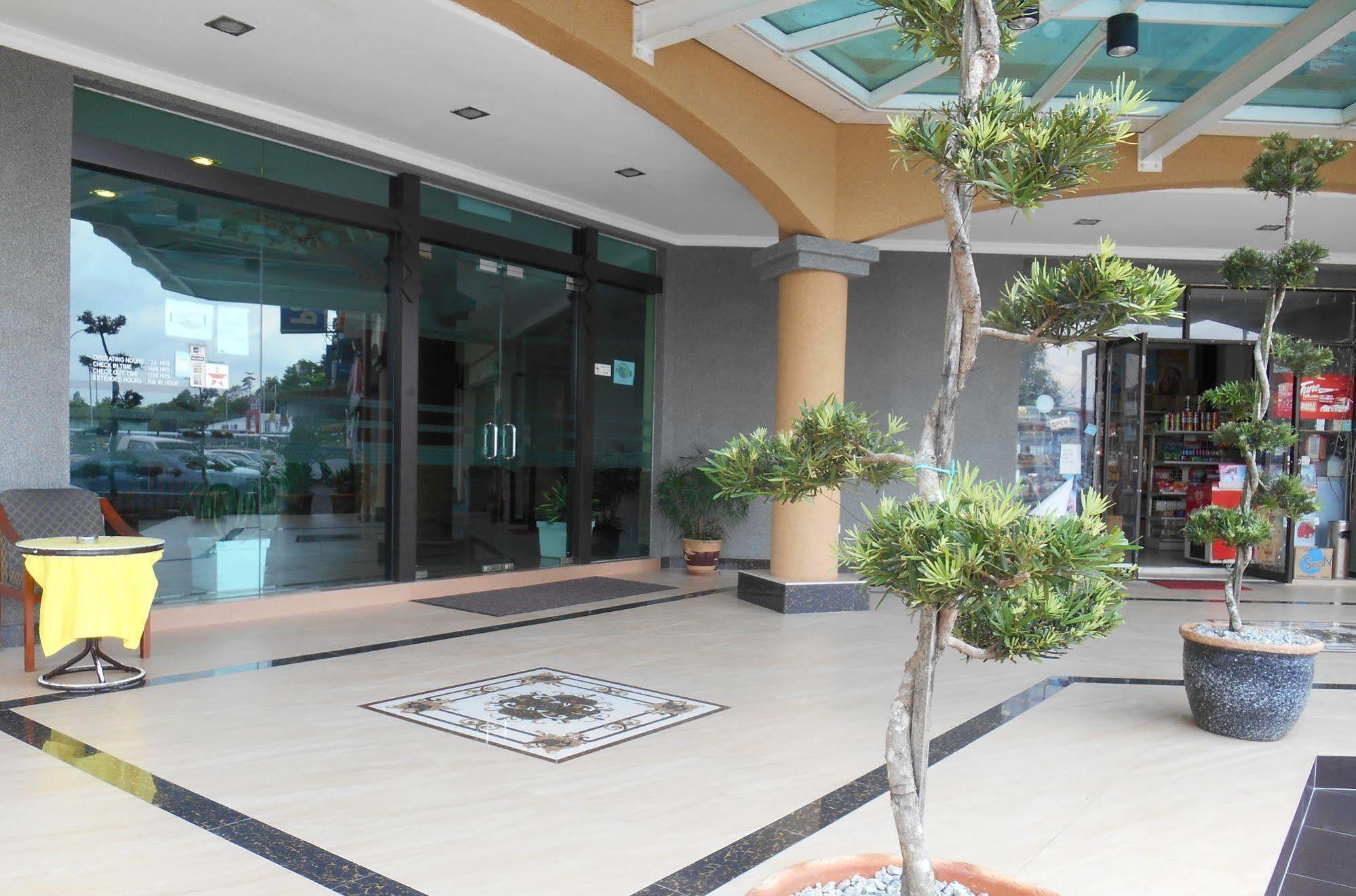 Sai Villa Hotel Near Klia & Klia2 Nilai Exteriér fotografie