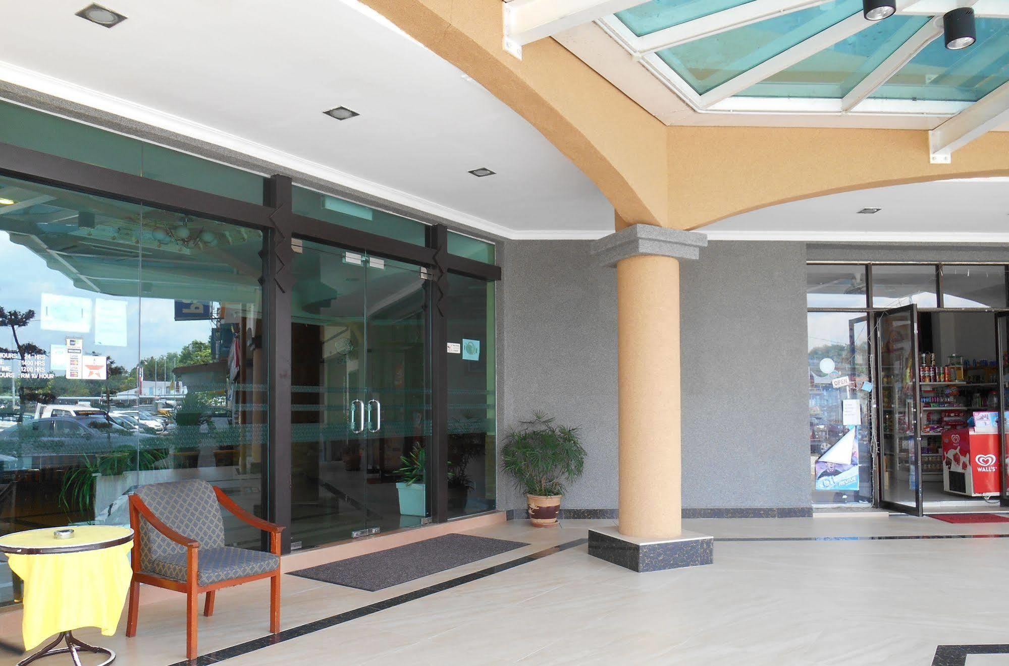 Sai Villa Hotel Near Klia & Klia2 Nilai Exteriér fotografie